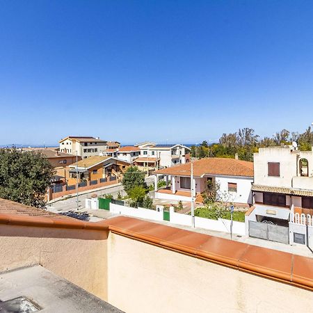 Charlotte Apartment - For Family And Groups Porto Torres Buitenkant foto