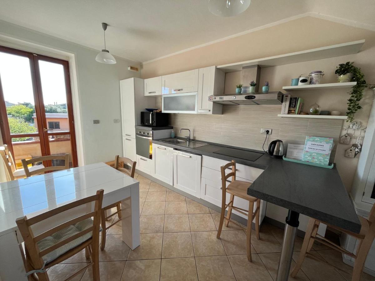 Charlotte Apartment - For Family And Groups Porto Torres Buitenkant foto