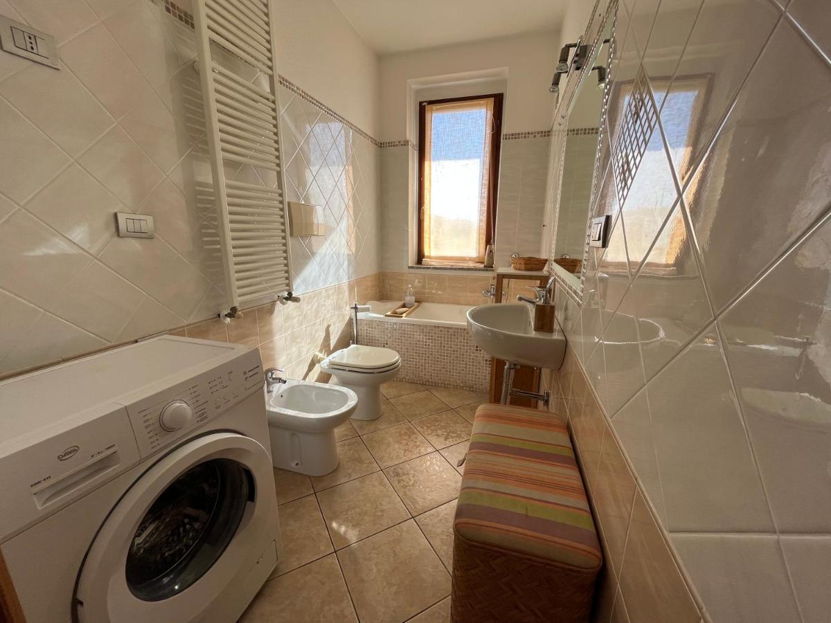Charlotte Apartment - For Family And Groups Porto Torres Buitenkant foto