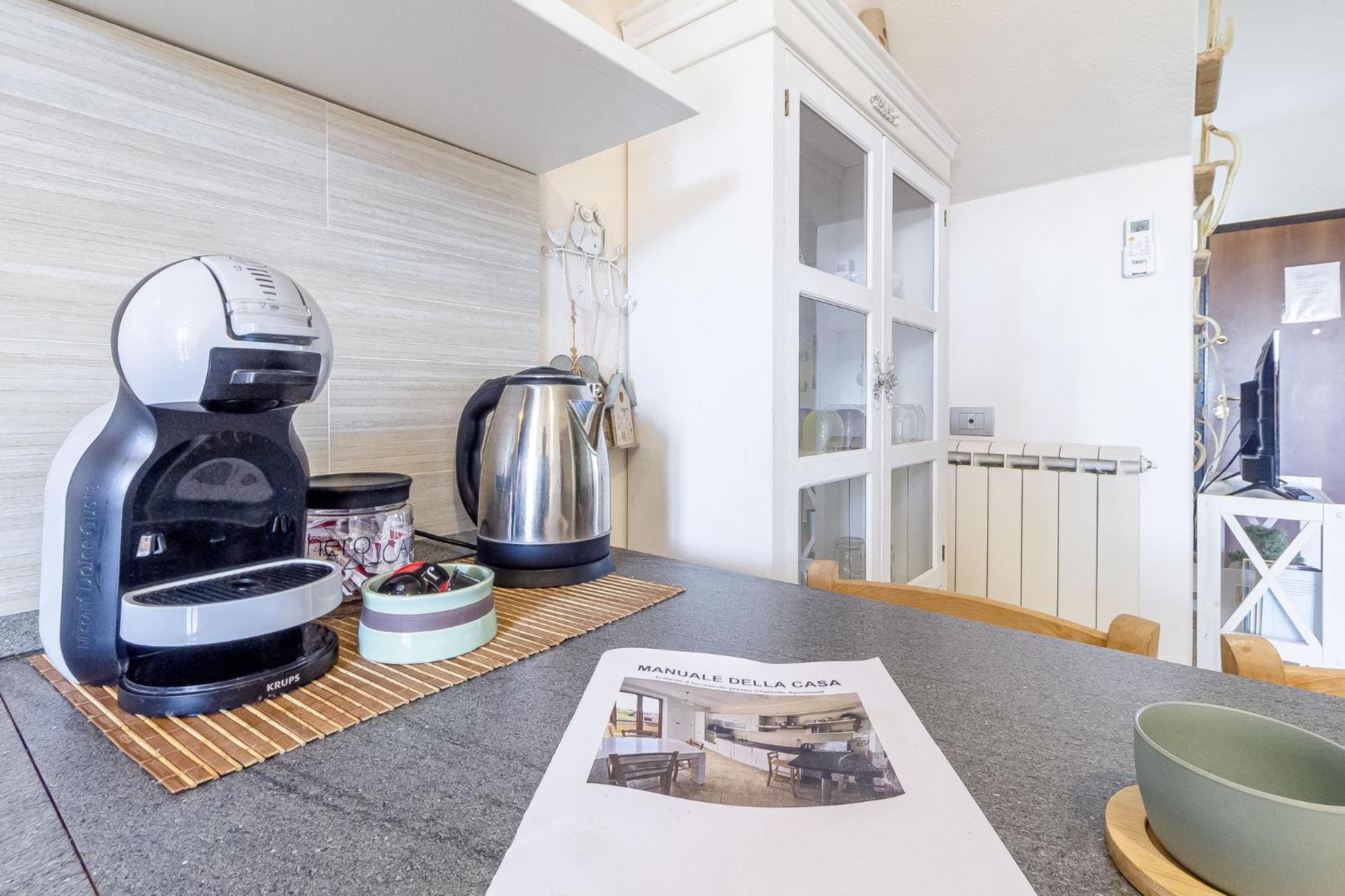 Charlotte Apartment - For Family And Groups Porto Torres Buitenkant foto