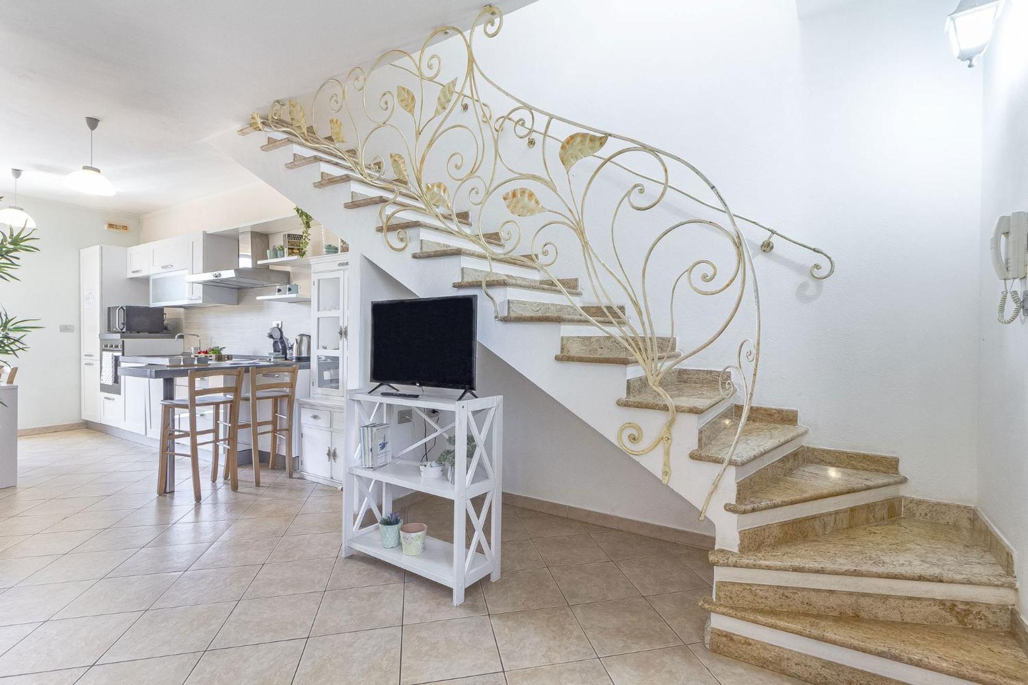 Charlotte Apartment - For Family And Groups Porto Torres Buitenkant foto
