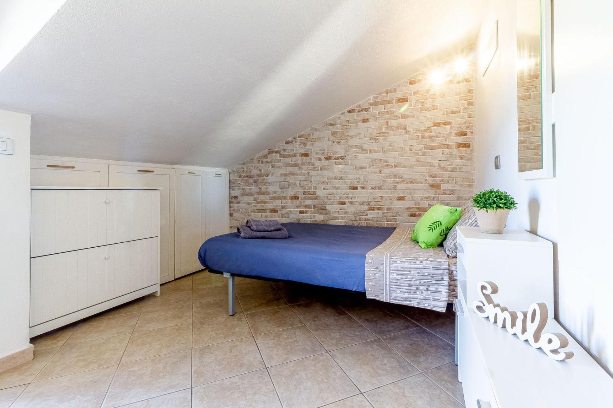 Charlotte Apartment - For Family And Groups Porto Torres Buitenkant foto